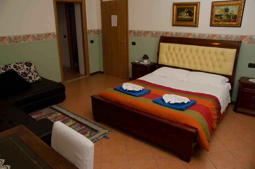 B&B 7 Camini Сан-Джованні-Лупатото Екстер'єр фото